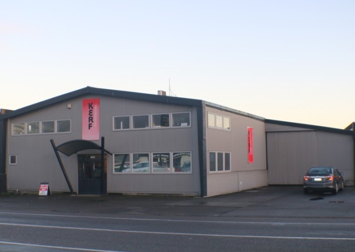 775 Tremaine Ave, Roslyn