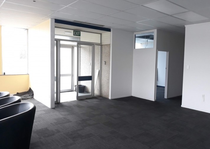 481 Tremaine Avenue, Takaro