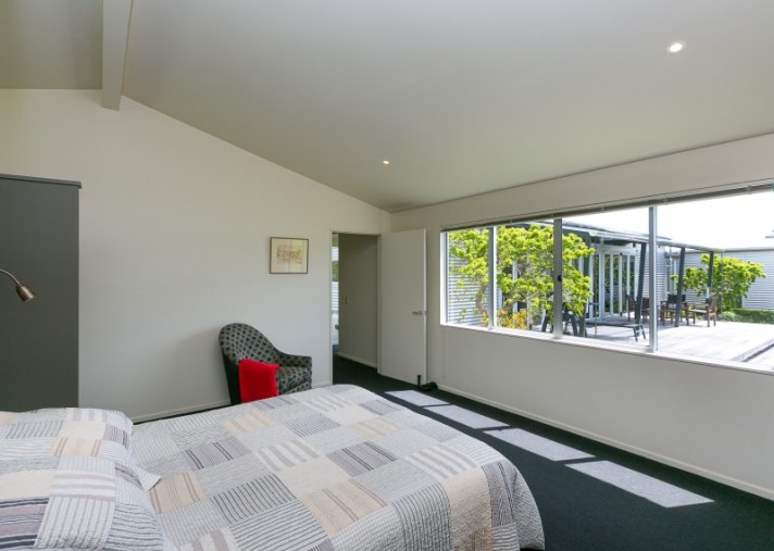 129 Richmond Road, Brixton