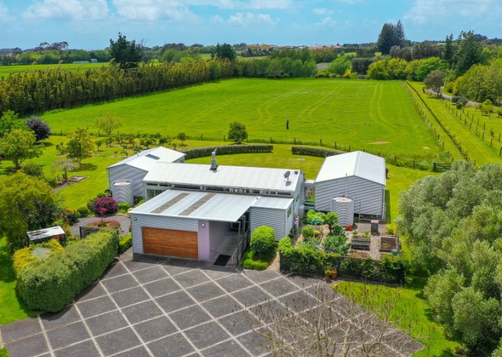 129 Richmond Road, Brixton