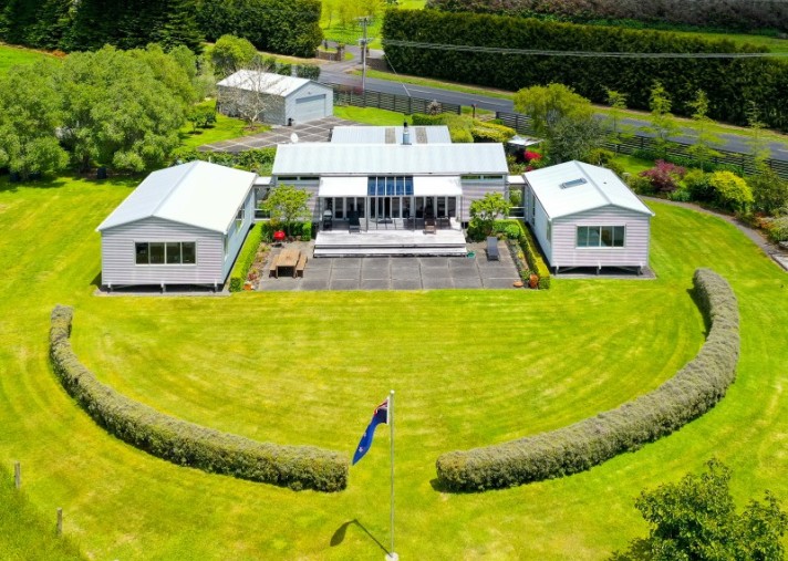 129 Richmond Road, Brixton