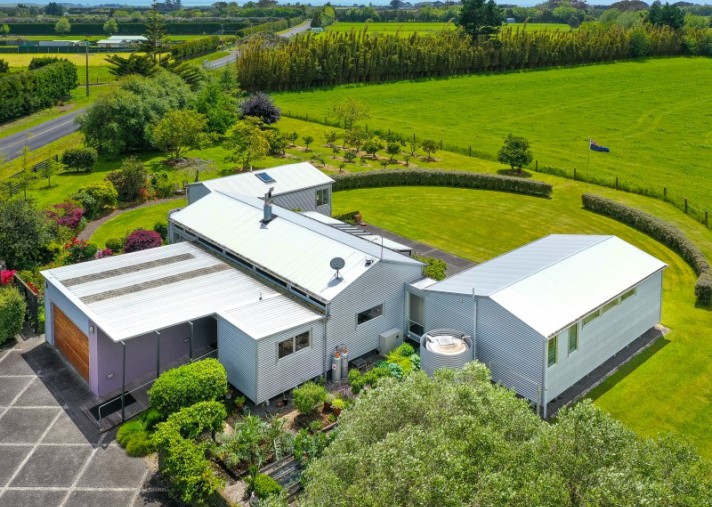 129 Richmond Road, Brixton