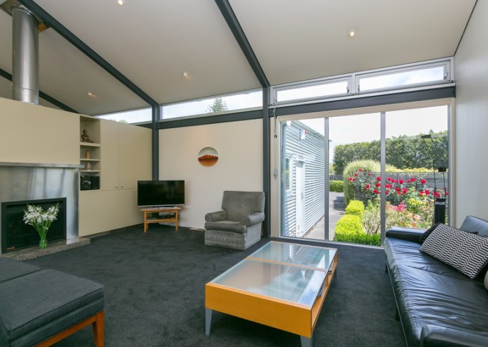 129 Richmond Road, Brixton