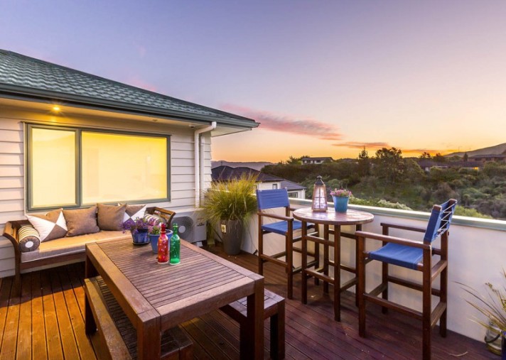 8 Ronald Scott Grove, Riverstone