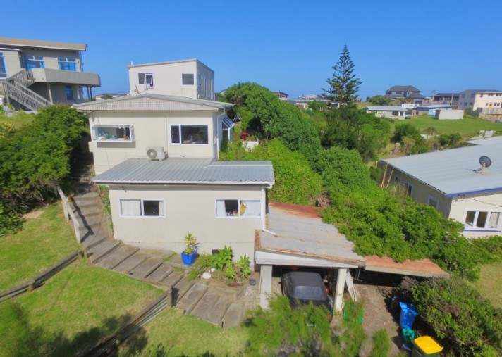 4 Nelson Street, Foxton Beach