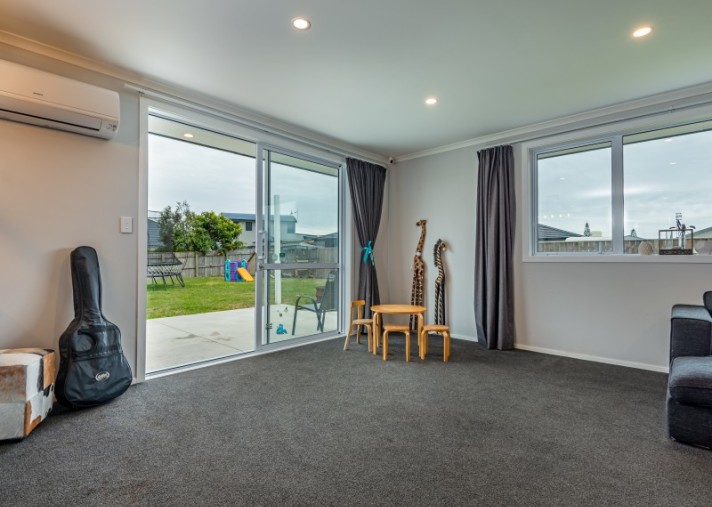 7 Story Street, Foxton Beach