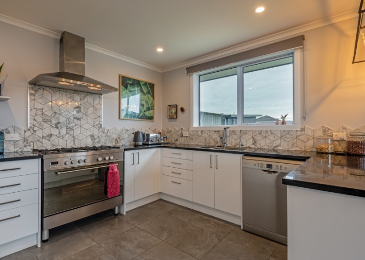 7 Story Street, Foxton Beach