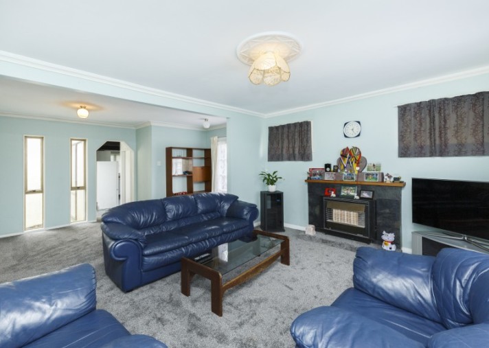 16 Wood Street, Takaro