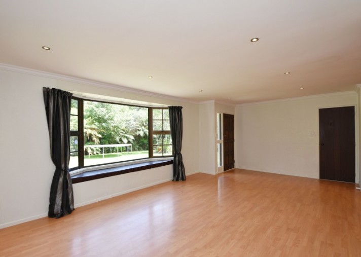 18 Korimako Avenue, Otatara