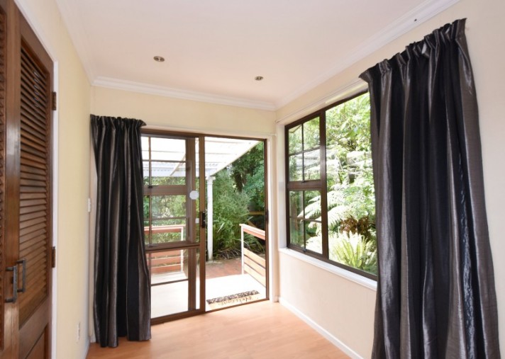 18 Korimako Avenue, Otatara