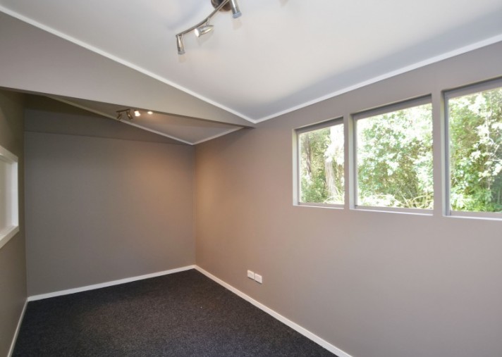 18 Korimako Avenue, Otatara