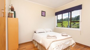 42 and 34 Cemetery Road, Pollok