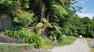 9b Larsen Place, Merrilands