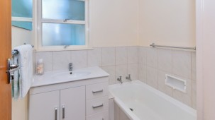 24 Omana Road, Papatoetoe