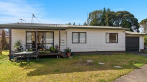 382 Sunset Road, Sunnybrook