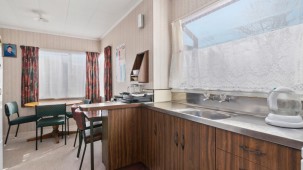 382 Sunset Road, Sunnybrook