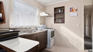 382 Sunset Road, Sunnybrook