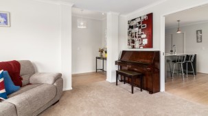 7 Ascot Vale, Tikitere