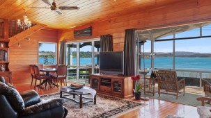 250 Ohiwa Harbour Rd, Waiotahi