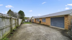 43A Porchester Road, Papakura