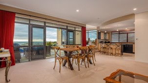 10 Ngati Huia Place, Waitarere Beach