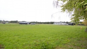 7 Black Road, Otatara