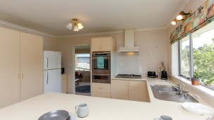 9 Ashmore Drive, Frankleigh Park