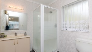 9 Ashmore Drive, Frankleigh Park