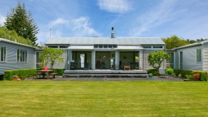 129 Richmond Road, Brixton