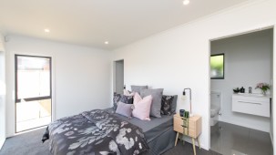 99A Ferguson Street, West End