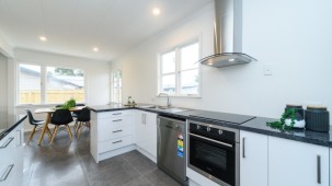 24 Leeds Street, Milson