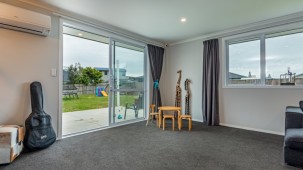 7 Story Street, Foxton Beach