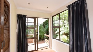 18 Korimako Avenue, Otatara