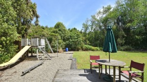 18 Korimako Avenue, Otatara