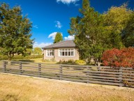 33 Athol Five Rivers Highway