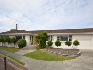 16 Cruickshank Crescent