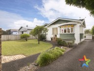 89 Huia Road