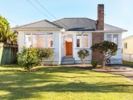 490 Pt Chevalier Road