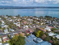 1/303 Pt Chevalier Road