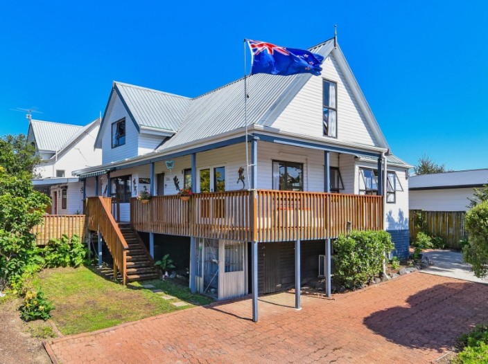 17a-hurstbourn-priors-goodwood-heights