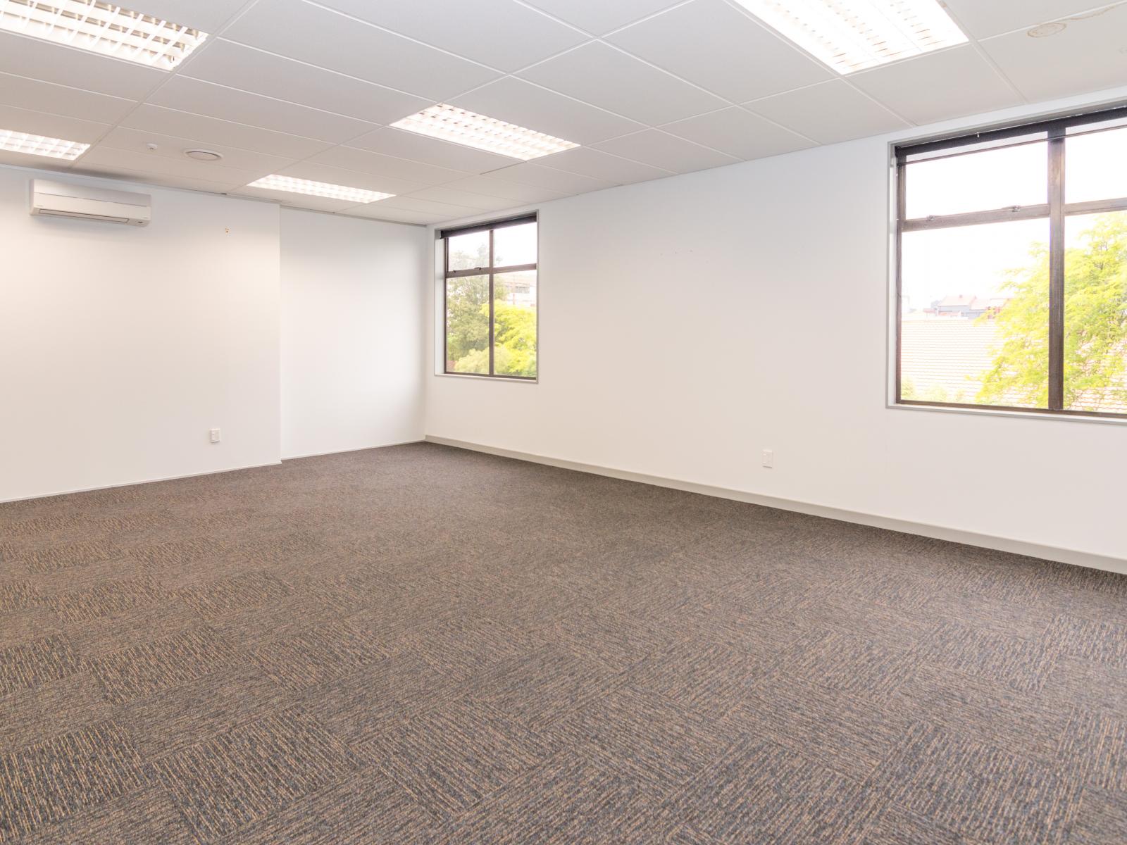 32 Amesbury Street, Central