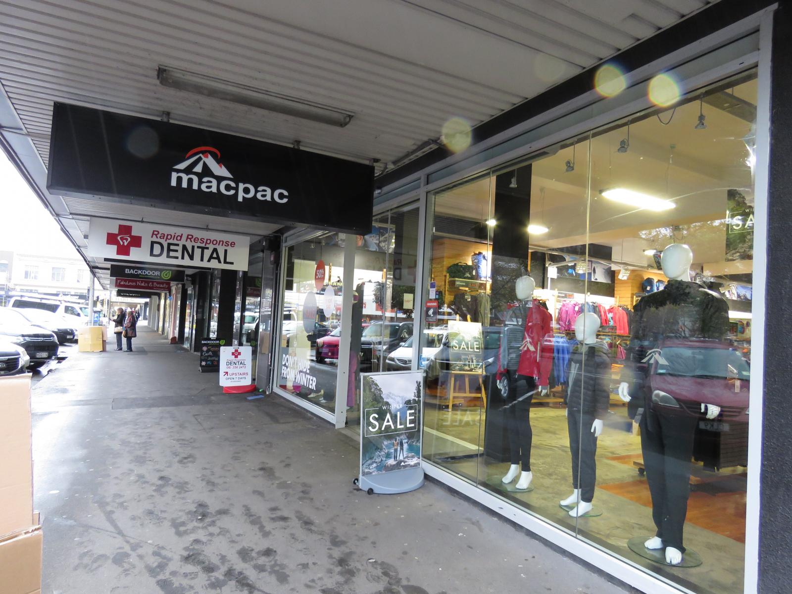 113-115 The Square, Central