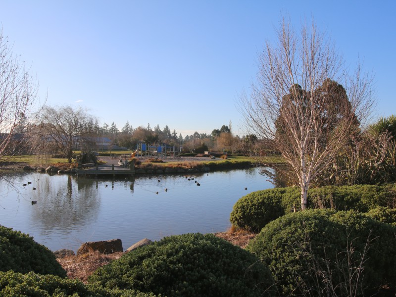 43 Redhaven Rise, Netherby