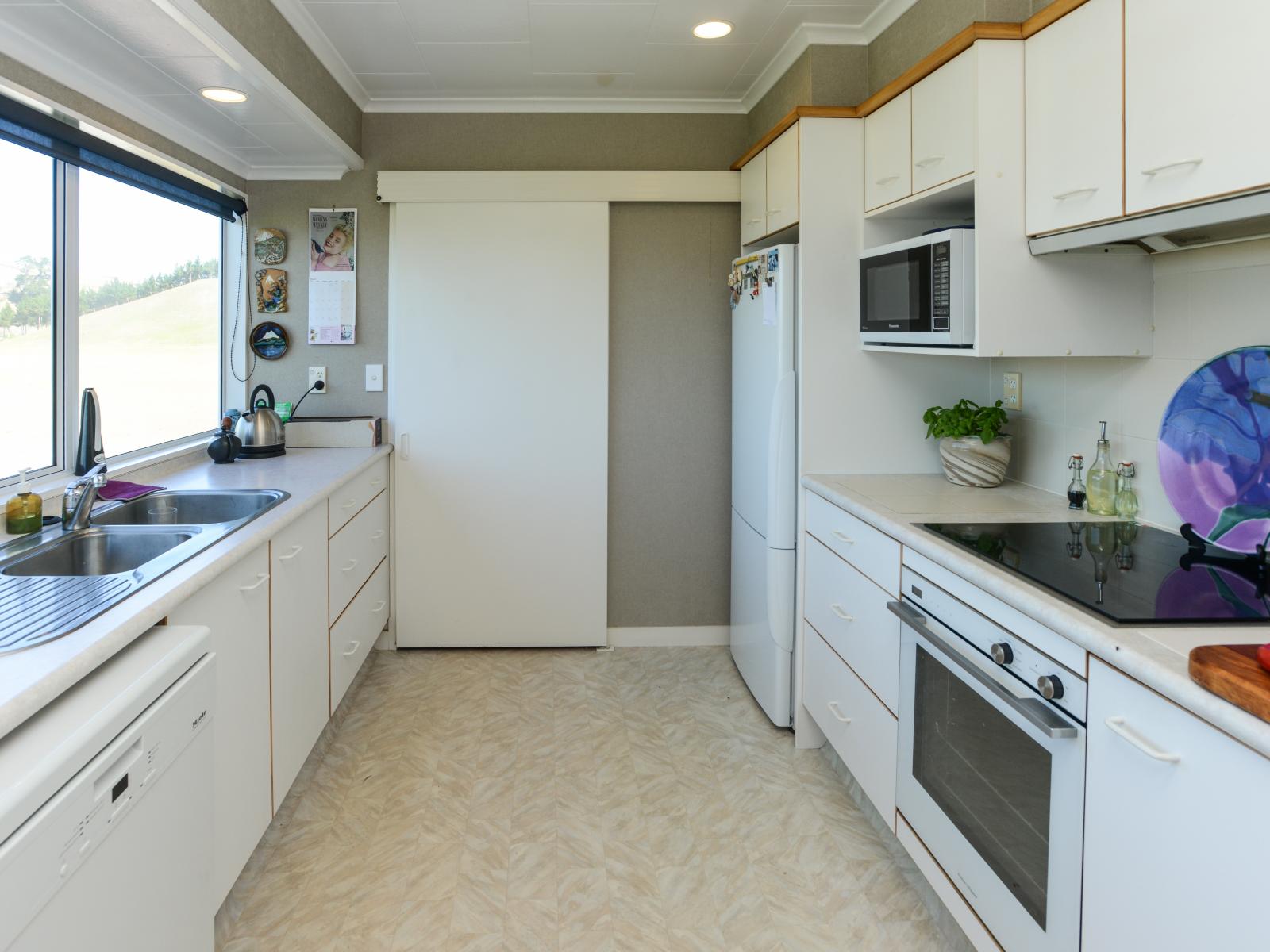 123 Harper Road, Waimarama