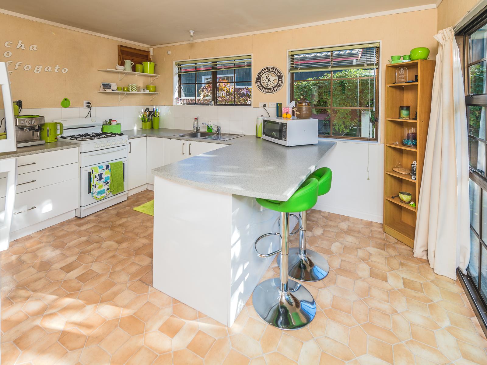 34 Parkes Avenue, St Johns Hill