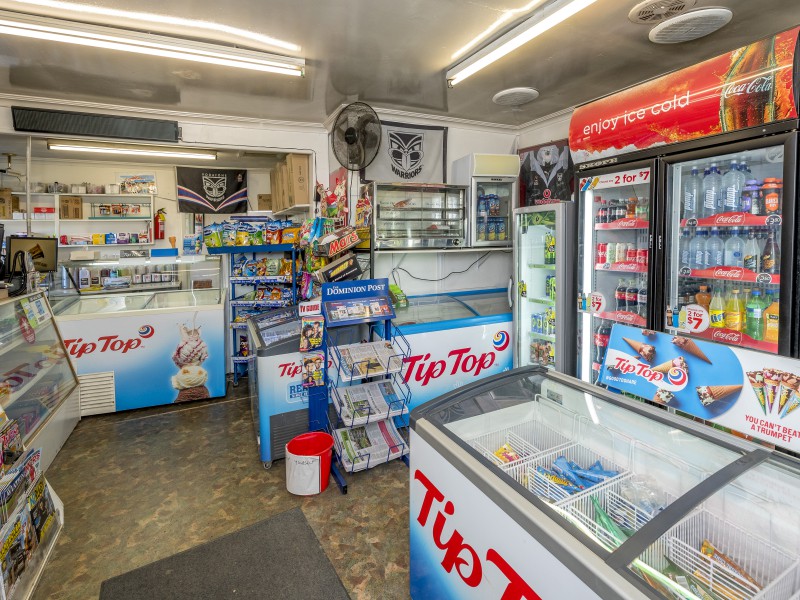 1048 State Highway 1, Manakau