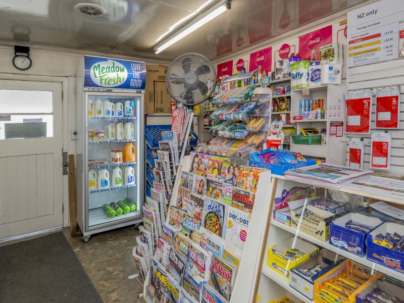 1048 State Highway 1, Manakau