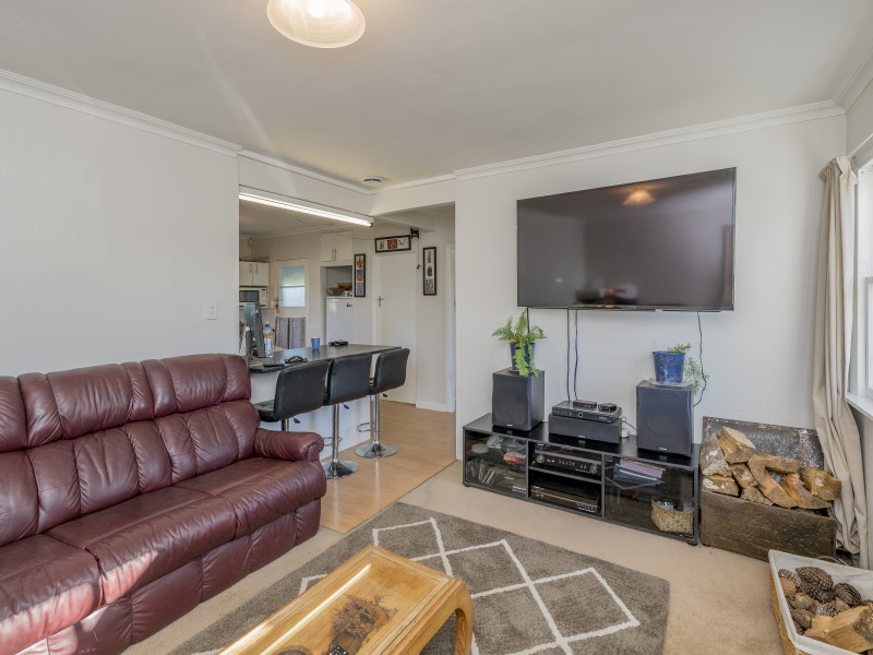 1048 State Highway 1, Manakau