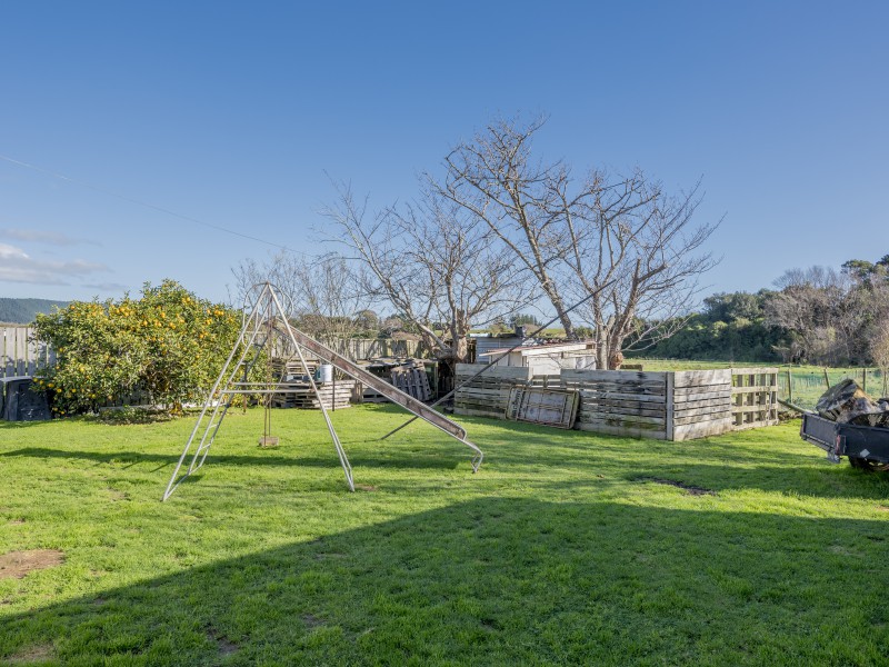 1048 State Highway 1, Manakau