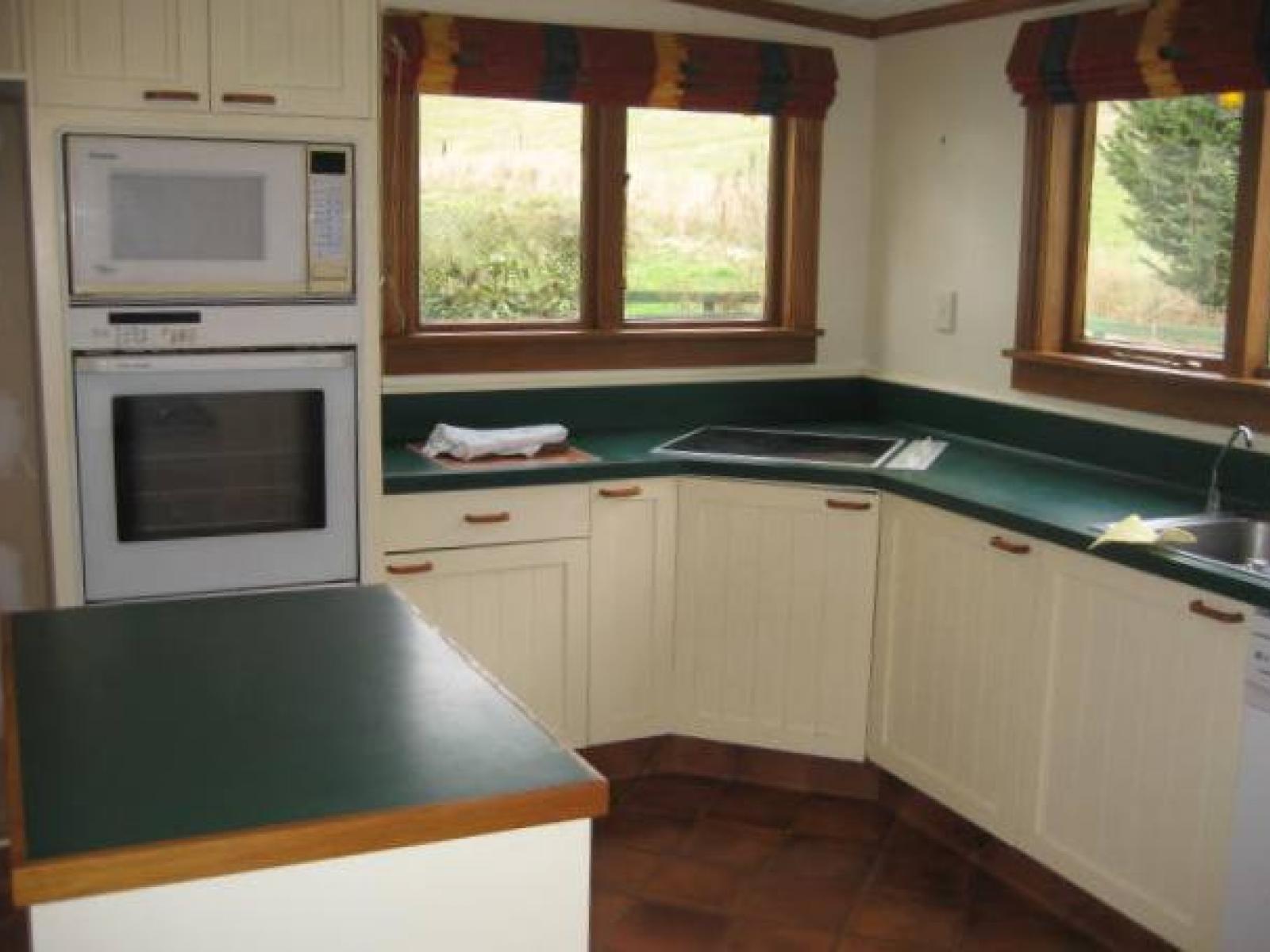 46 Taiko Hall Road, Taiko